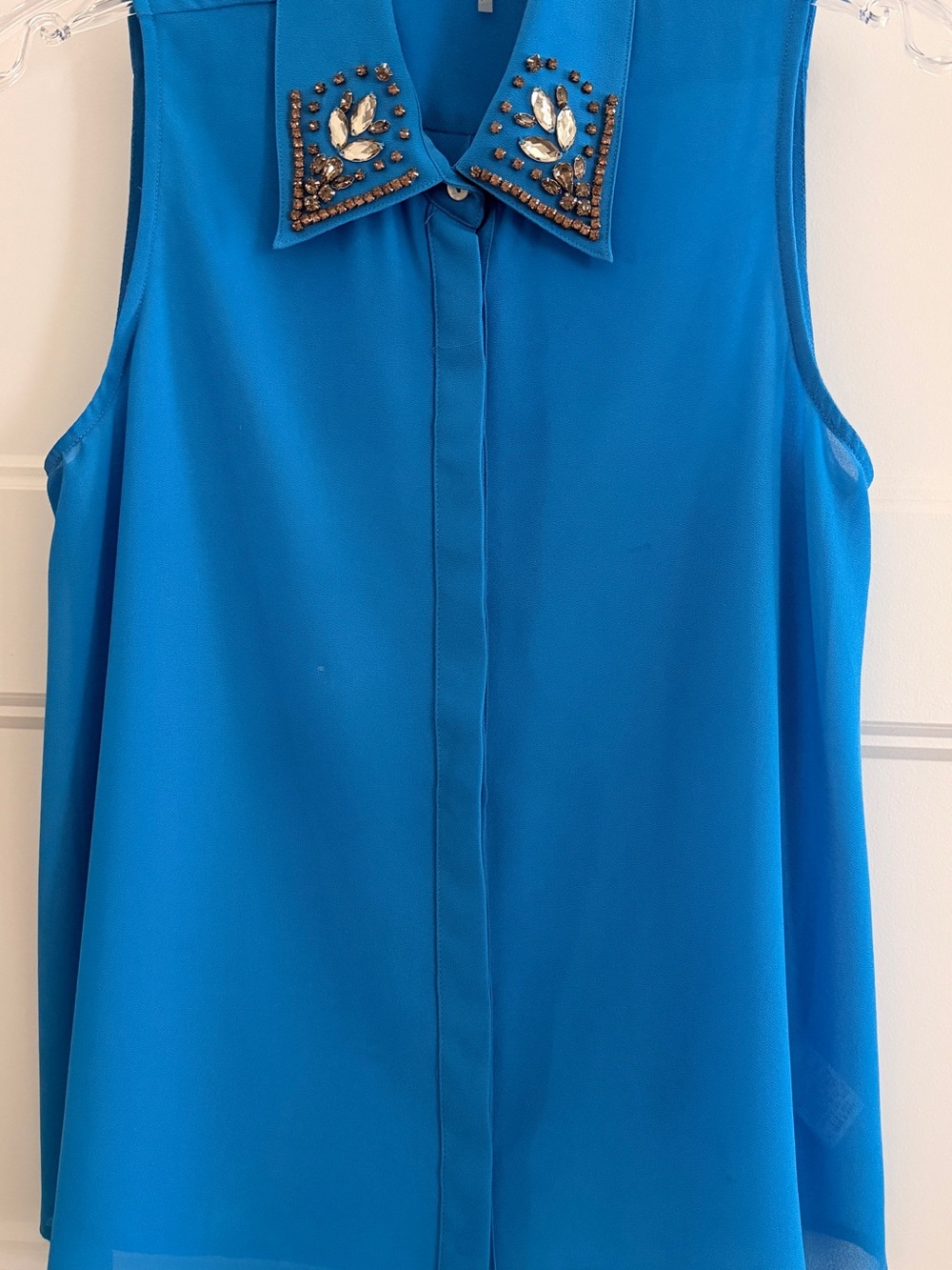 Lulumari Beaded Collar Sleeveless Blouse - Bright Blue